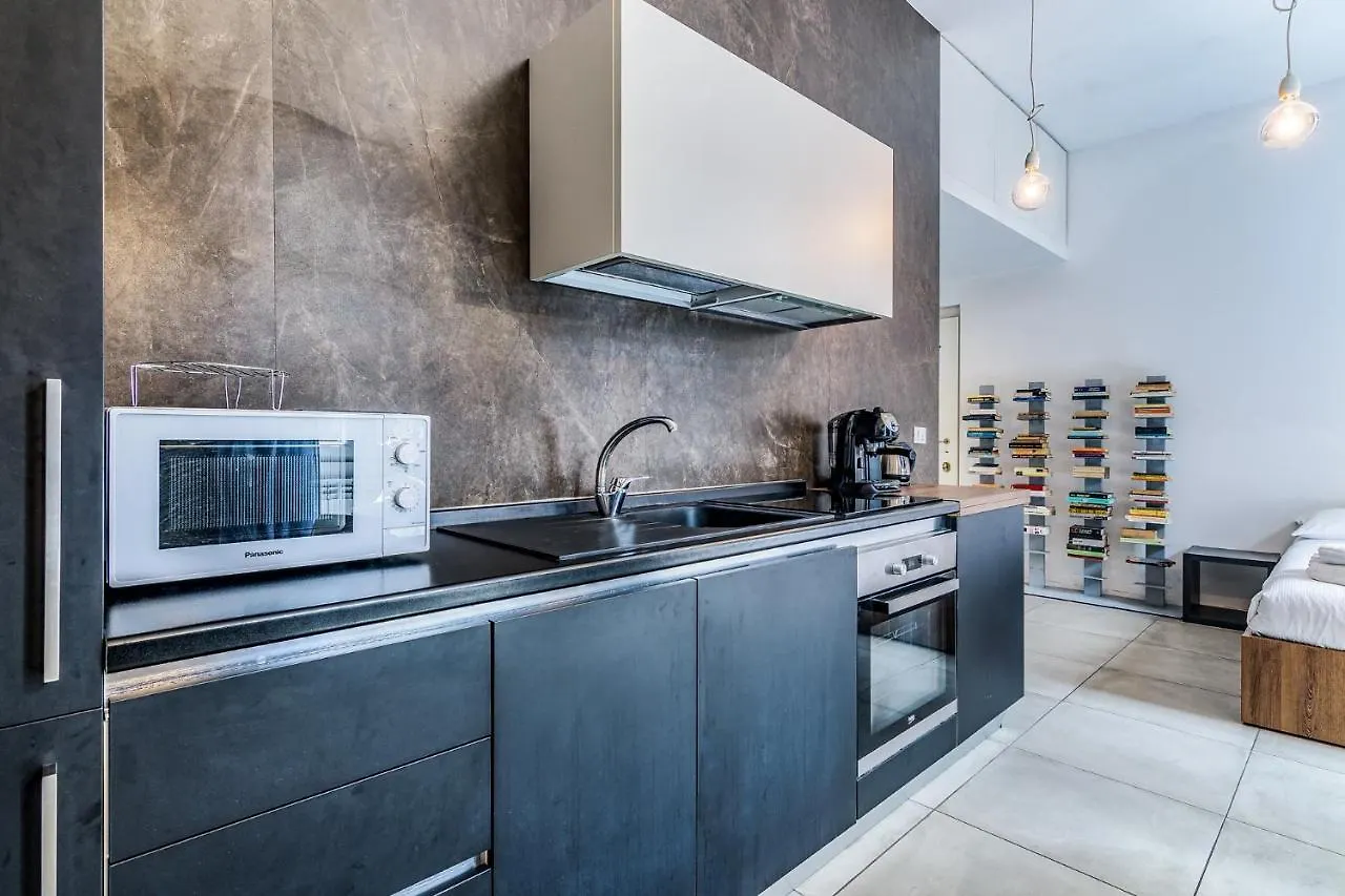 Apartment Studio Stazione Centrale Milan